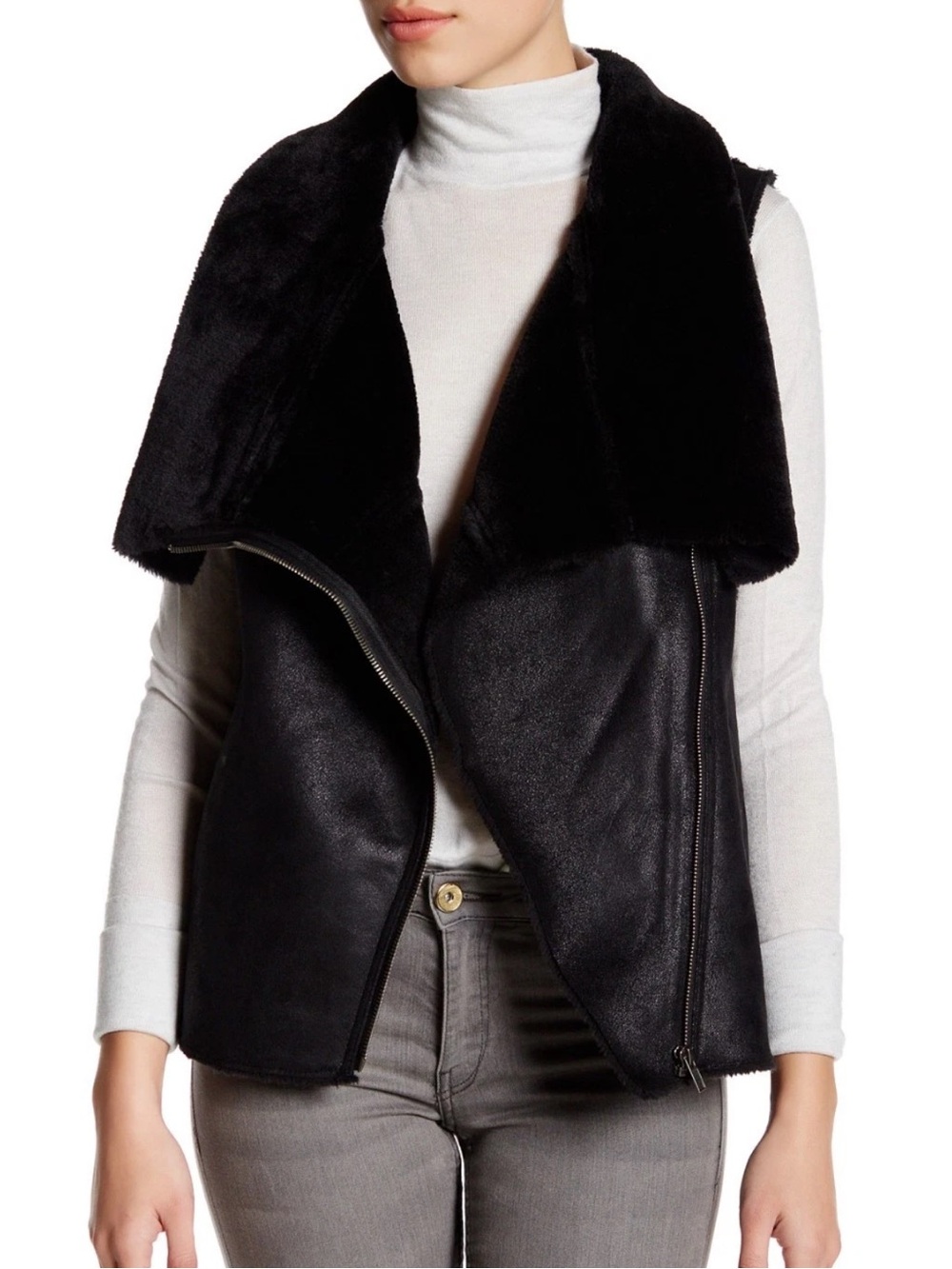 NWOT cupcakes & cashmere Black Shearling Rick Vest, size S